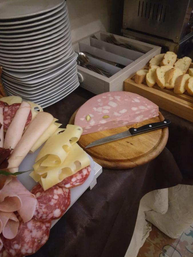 翁贝托家卡塔尼亚酒店 外观 照片